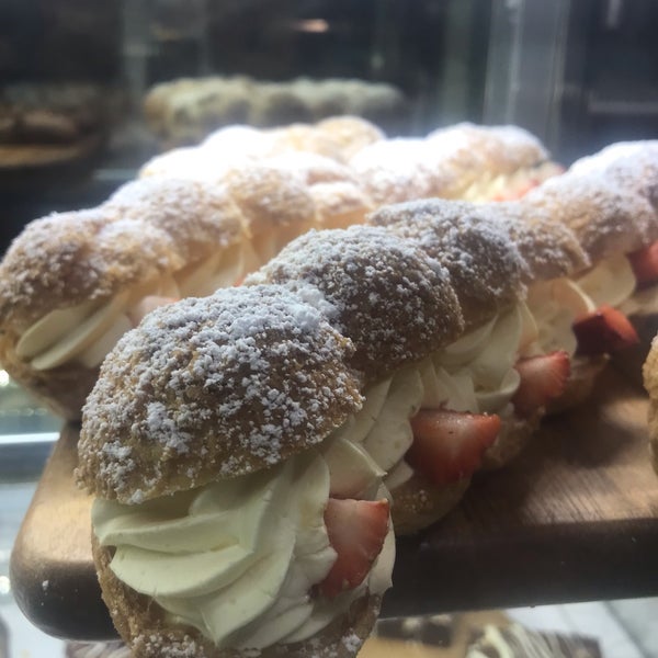 10/29/2018 tarihinde Melis S.ziyaretçi tarafından Miss Delicious Bakery'de çekilen fotoğraf