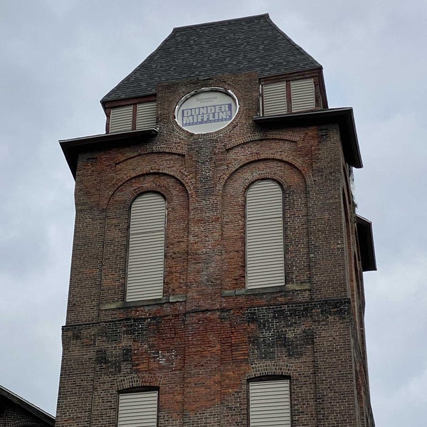 Dunder Mifflin Paper Company, Scranton Business Park. Pano…