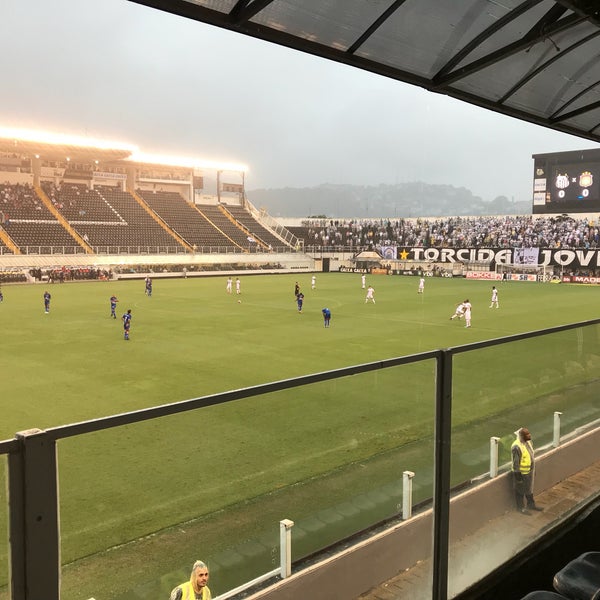 Photo taken at Estádio Urbano Caldeira (Vila Belmiro) by Rafael V. on 2/14/2018