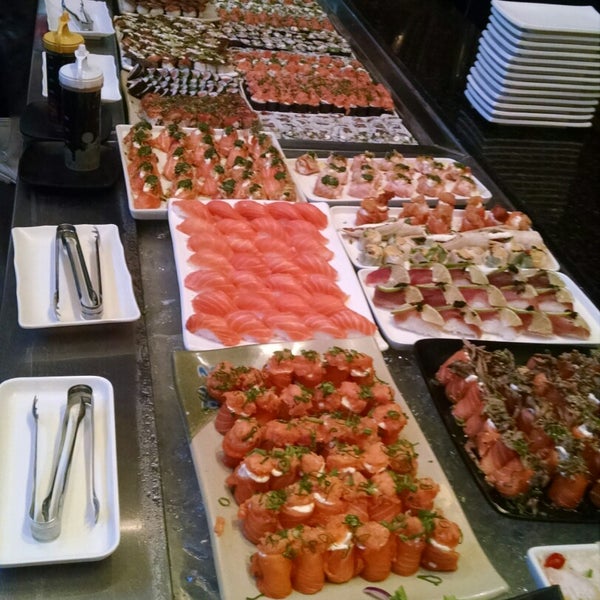 Photo taken at Zettai - Japanese Cuisine by Emerson c. on 11/1/2014