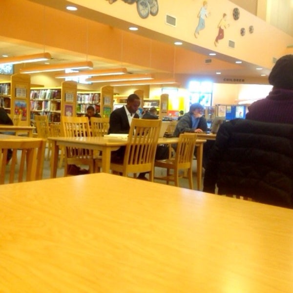 Los Angeles Public Library Studio City Library in Studio City