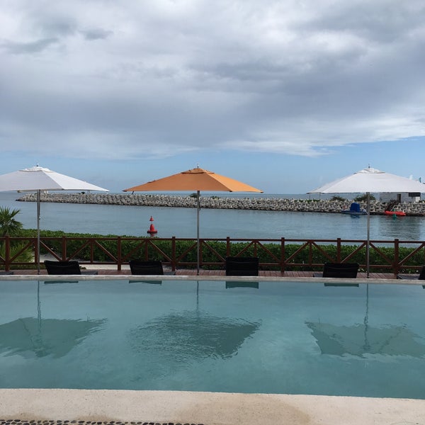 1/4/2017 tarihinde Kitzia L.ziyaretçi tarafından Puerto Cancún Golf Club'de çekilen fotoğraf