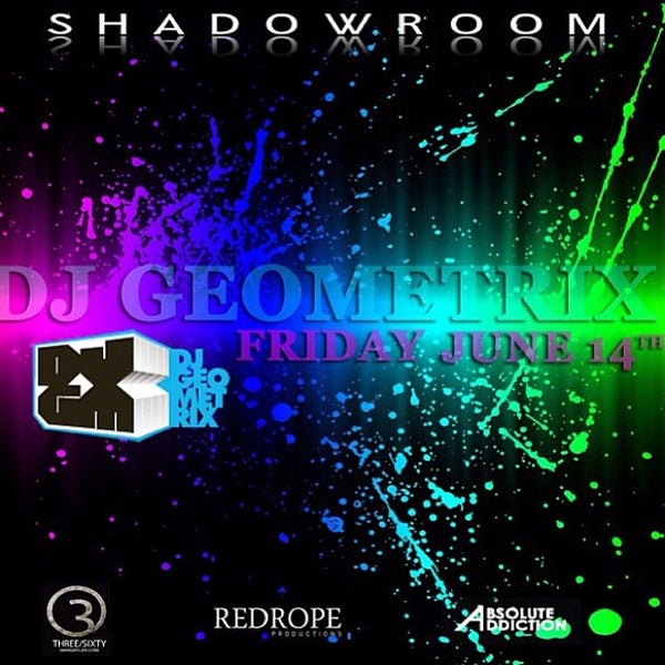 รูปภาพถ่ายที่ Shadow Room โดย DJGeometrix เมื่อ 6/13/2013