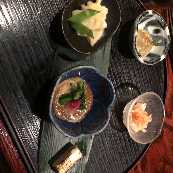 10th time in Zenkichi and still surprised by their food, plates, romantic atmosphere, sake list, waiters... Again perfect! Cannot describe it better!