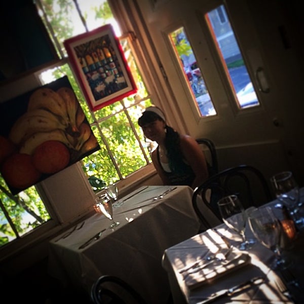 7/7/2014 tarihinde Eric J.ziyaretçi tarafından Upperline Restaurant'de çekilen fotoğraf
