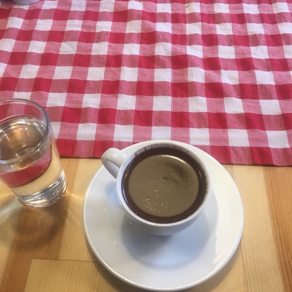 Das Foto wurde bei Cafe&#39;de Keske von Melek D. am 9/27/2017 aufgenommen