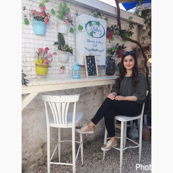 5/6/2017 tarihinde Ayşe K.ziyaretçi tarafından Kültür Cafe'de çekilen fotoğraf