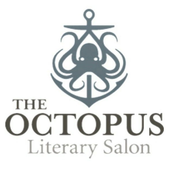 Foto tirada no(a) The Octopus Literary Salon por Suzanne Y. em 5/28/2015