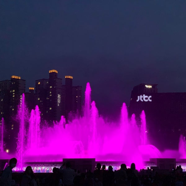 Музыкальный фонтан в москве. Музыкальный фонтан в москве
