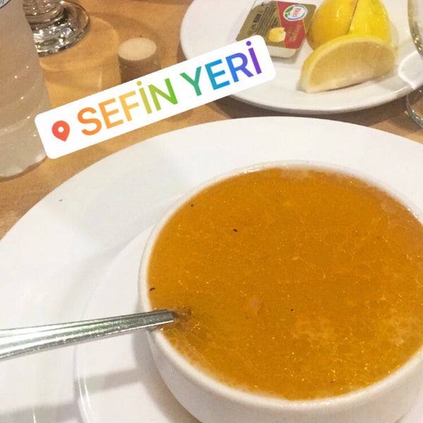 รูปภาพถ่ายที่ Şefin Yeri Restaurant โดย EROL A. เมื่อ 10/27/2020