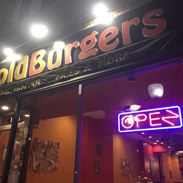 1/13/2021にJohn F.がGoldBurgersで撮った写真