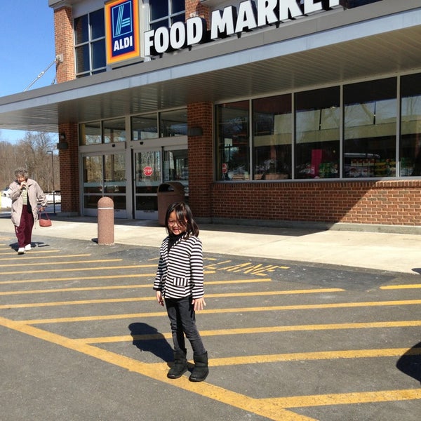 Aldi 671 Washington St