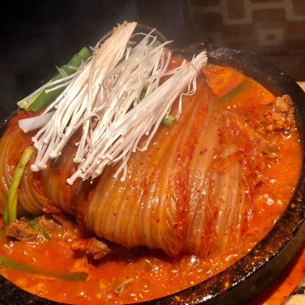 Снимок сделан в O. Tofu House Korean BBQ пользователем Jean Y. 10/23/2018