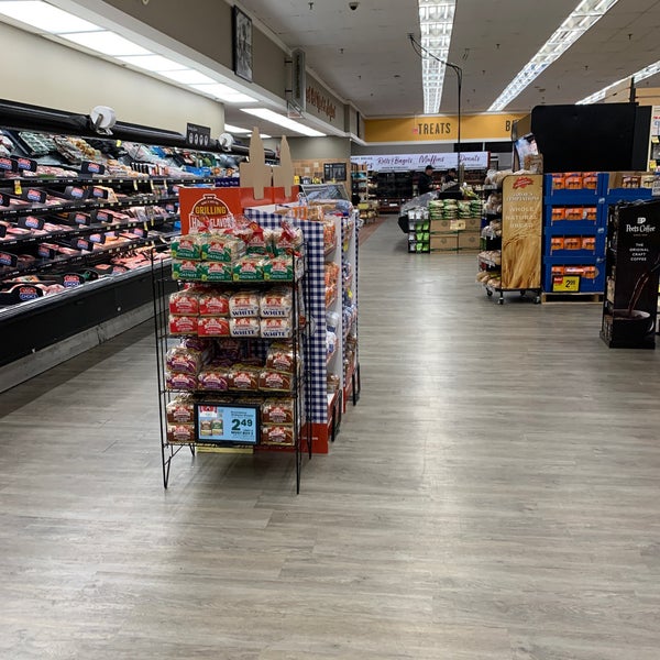 JewelOsco Grocery Store in Downers Grove