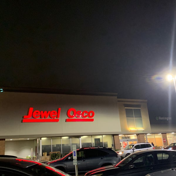 JewelOsco Grocery Store in Downers Grove