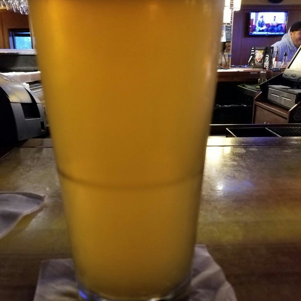 Photo taken at Bar Louie by Chris H. on 5/12/2018