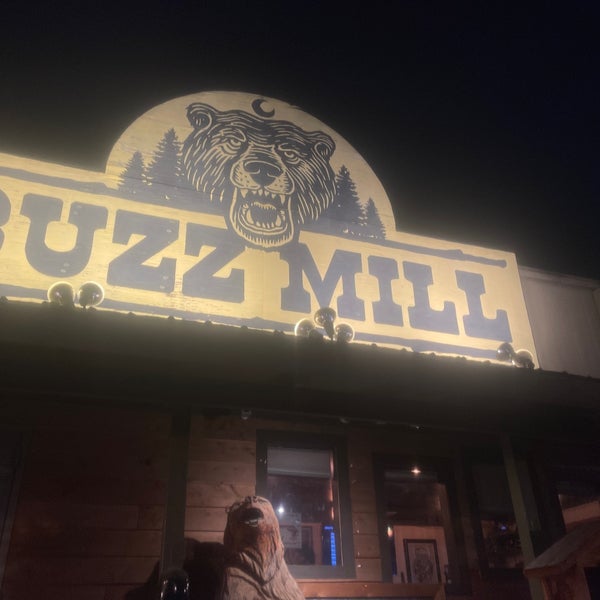 Foto tirada no(a) Buzzmill Coffee por Enoch L. em 7/24/2021