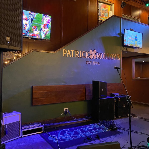 Photo taken at Patrick Molloy&#39;s Sports Pub by Michelle H. on 2/9/2020