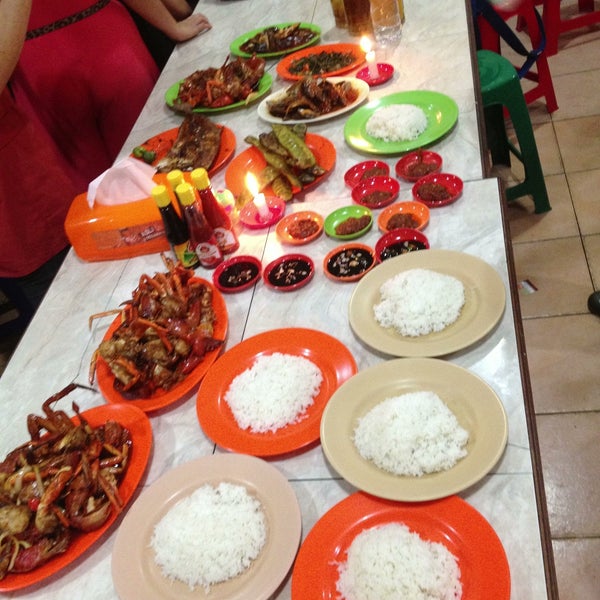 restaurant wiro sableng kelapa gading restaurant wiro sableng kelapa gading