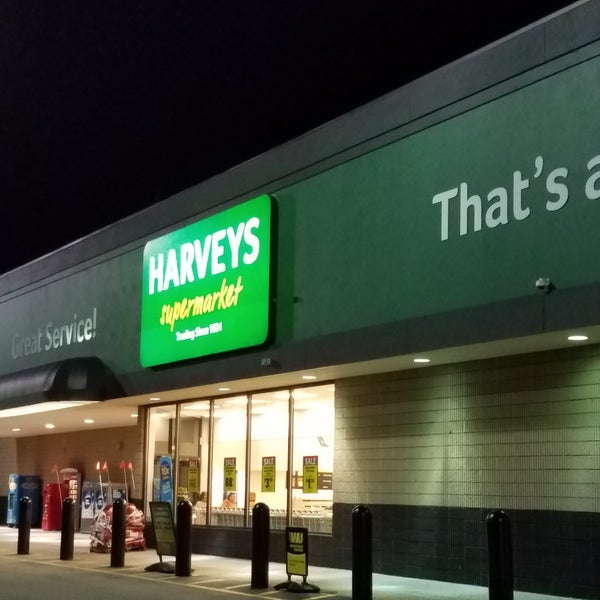 Harvey's Supermarket Grocery Store in Winter Haven