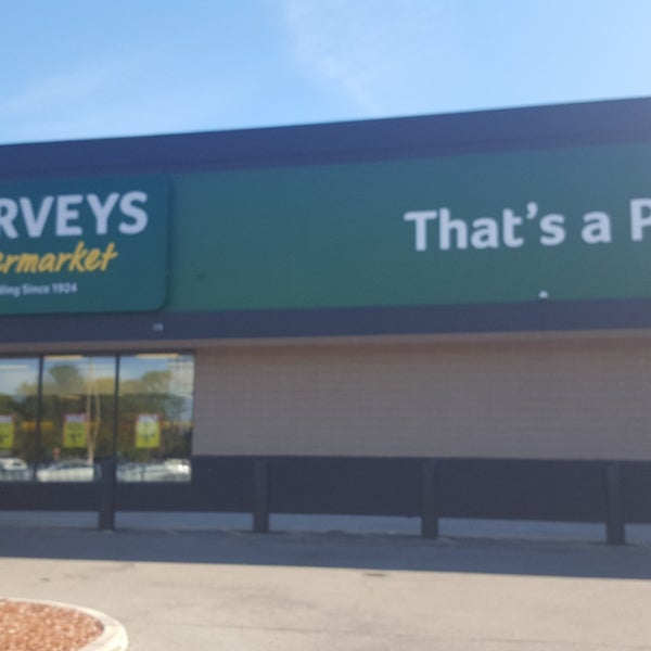 Harvey's Supermarket Grocery Store in Winter Haven