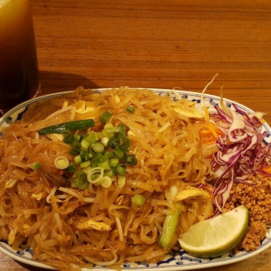 1/13/2016 tarihinde Jill Rachel E.ziyaretçi tarafından Thai Ginger Restaurant'de çekilen fotoğraf