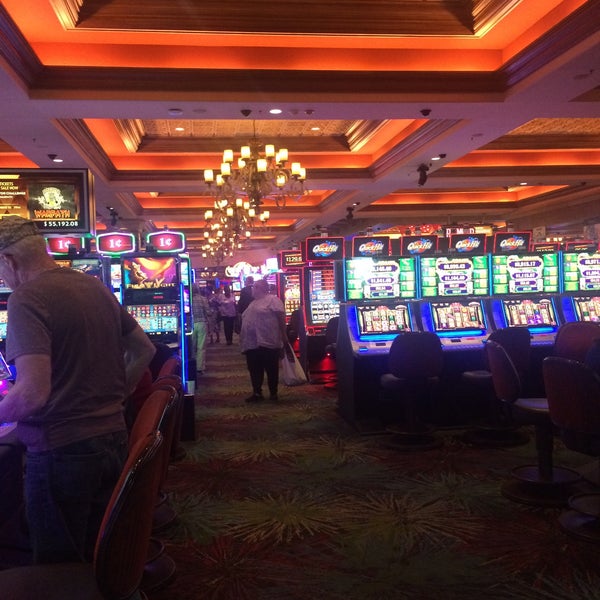 8/31/2016 tarihinde Candice D.ziyaretçi tarafından Thunder Valley Casino Resort'de çekilen fotoğraf