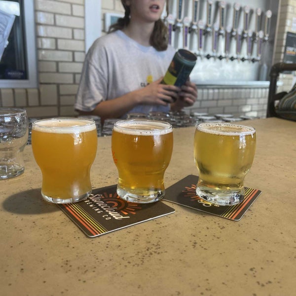 Photo taken at Stonecloud Brewing Company by @njwineandbeer on 9/26/2022