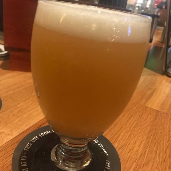 Photo taken at The Common Table by @njwineandbeer on 12/6/2019