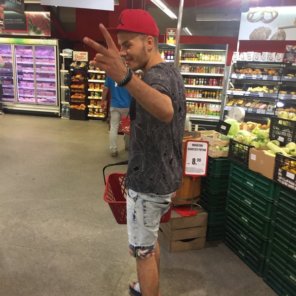 Mega Image Supermarket In ConstanÈa