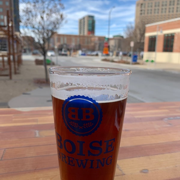 Photo prise au Boise Brewing par Andrew L. le12/21/2020