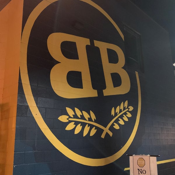 Photo prise au Boise Brewing par Andrew L. le11/29/2020