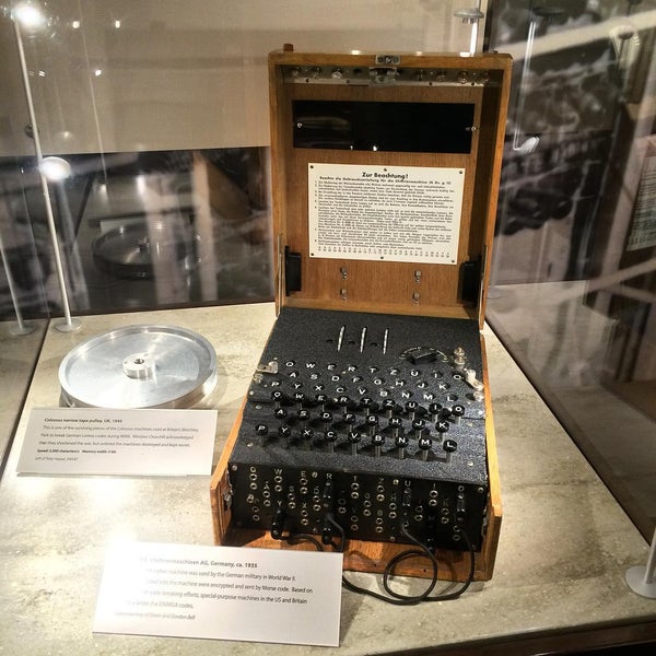 8/23/2015にAbe D.がComputer History Museumで撮った写真