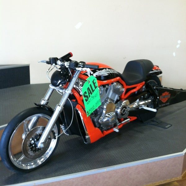 1/31/2013에 Wm D.님이 Lucky Harley-Davidson에서 찍은 사진