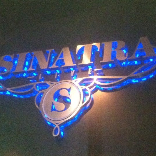 11/18/2012 tarihinde Oso B.ziyaretçi tarafından Sinatra Live'de çekilen fotoğraf