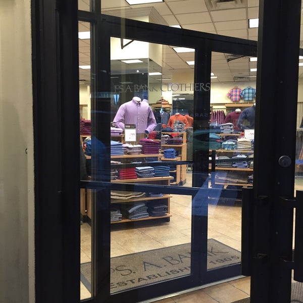 JoS. A. Bank - Midtown East - 366 Madison Ave