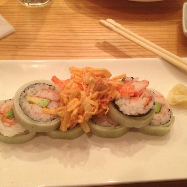 Foto scattata a Ooka Japanese Restaurant da Nicole il 8/3/2014
