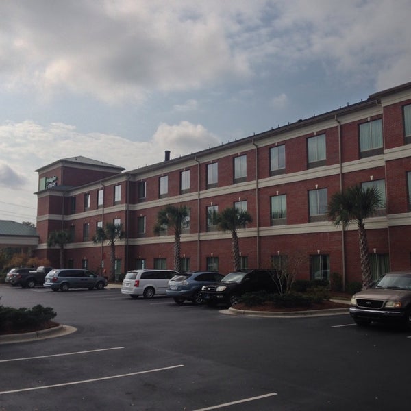 Photos At Holiday Inn Express Leland Wilmington Area Hotel - 