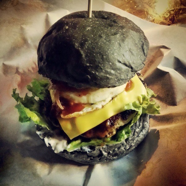 Foto tirada no(a) Stacks Burger por Peter L. em 4/6/2013
