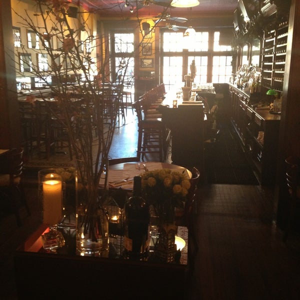 Photo taken at Zack&#39;s Oak Bar &amp; Restaurant by Anthony William C. on 1/18/2013