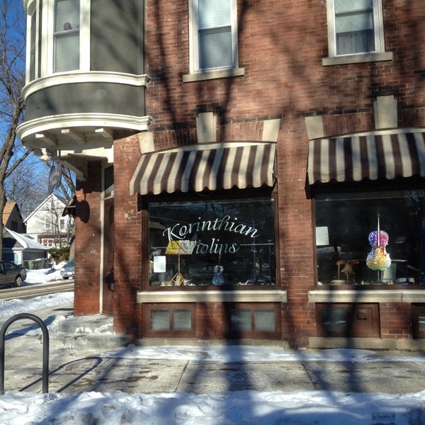 Korinthian Violins Music Store in Milwaukee