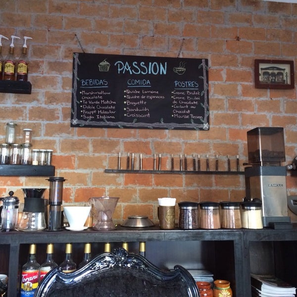 Das Foto wurde bei Passion, Cafetería de Especialidad von Rebeca P. am 1/10/2014 aufgenommen