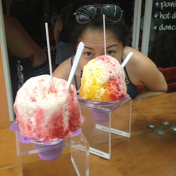 Photo taken at Breakwall Shave Ice Co. by Victor W. on 6/10/2013