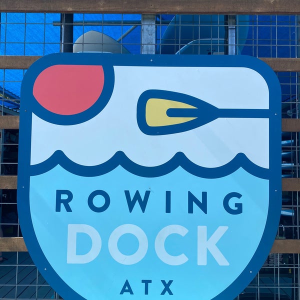 รูปภาพถ่ายที่ Rowing Dock โดย Vinay เมื่อ 4/10/2021