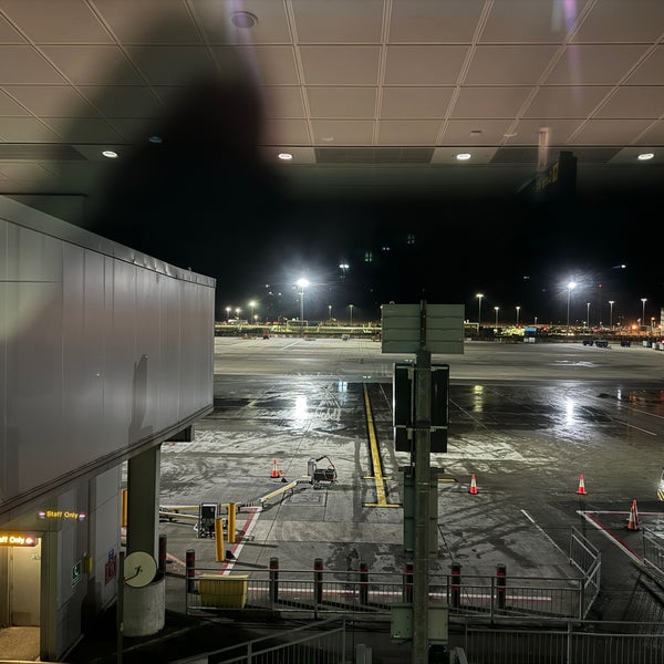 1/15/2024 tarihinde Anshuman R.ziyaretçi tarafından Londra Stansted Havalimanı (STN)'de çekilen fotoğraf