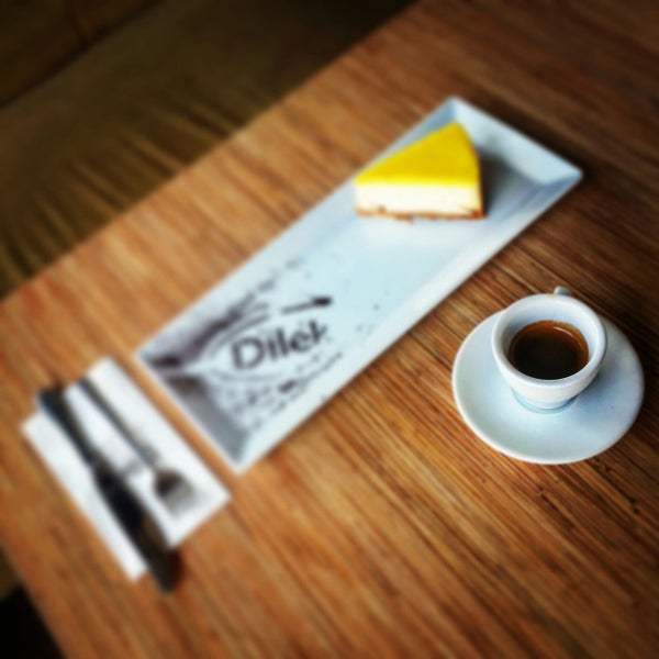 Foto diambil di Dilek Pasta Cafe &amp; Restaurant oleh Dilek Pasta Cafe &amp; Restaurant pada 7/4/2016
