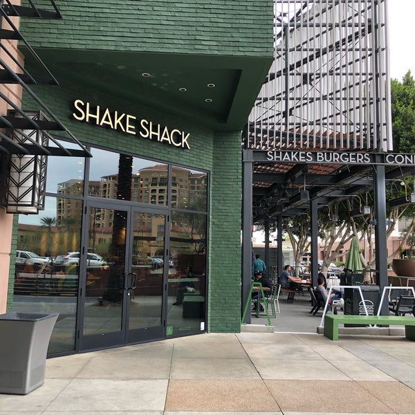 Photo taken at Shake Shack by Marc V. on 1/5/2019