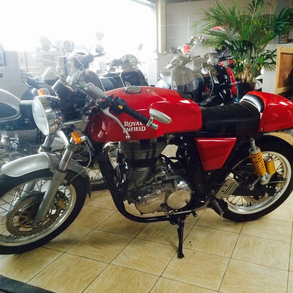 Vespa De Pauw - Zeeschipstraat 32