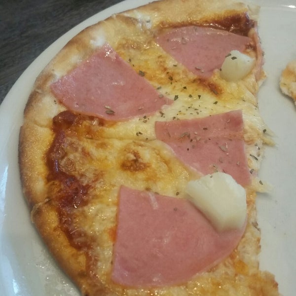 Can i have pizza. Can i have pizza