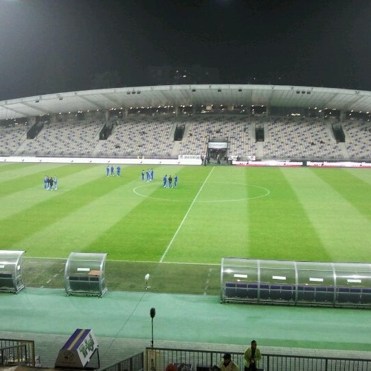 รูปภาพถ่ายที่ Stadion Ljudski Vrt โดย Matjaž K. เมื่อ 10/12/2012